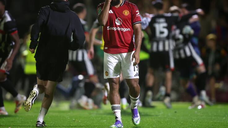 Papelón histórico: Manchester United queda eliminado en la Copa de la Liga de Inglaterra ante un club de cuarta división