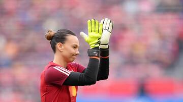 Christiane Endler aparece en el equipo ideal de la Champions League Femenina 2023-2024