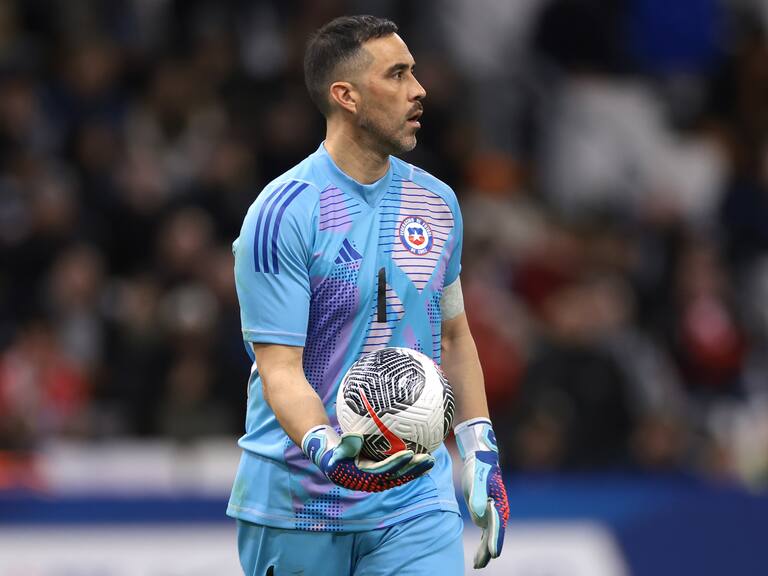 Claudio Bravo en ADN Deportes