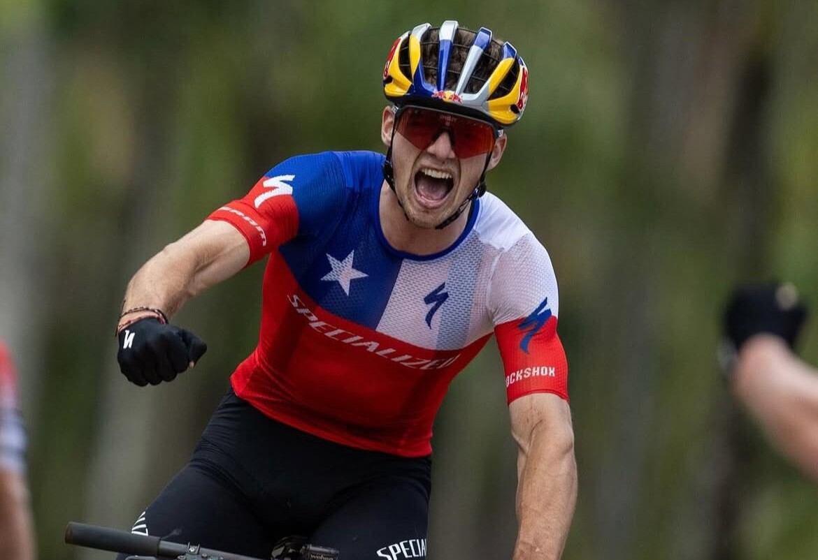 Martín Vidaurre estuvo a nada del oro, pero brilló en la segunda fecha del Circuito Mundial de MTB | X: Team Chile