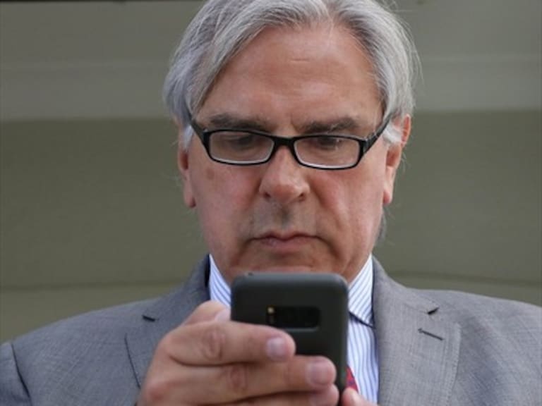 Senador Moreira: «Respetemos el acceso libre a las playas, pero no fomentando la lucha de clases»