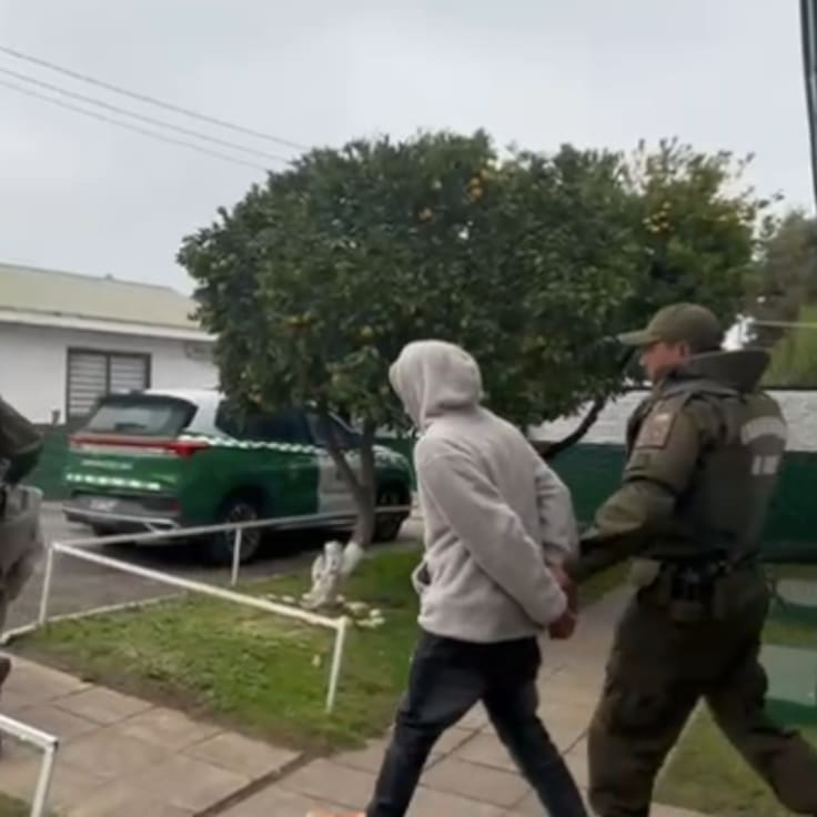 Detienen a dos sujetos en Curicó: uno tenía alerta roja de Interpol por terrorismo y secuestro