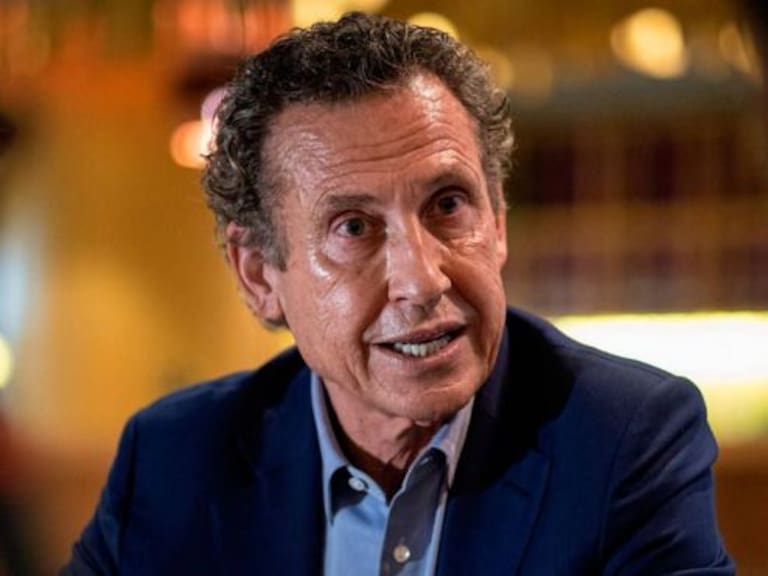 Jorge Valdano: “En Chile ahora se juega con el problema de morir de nostalgia por la Generación Dorada”