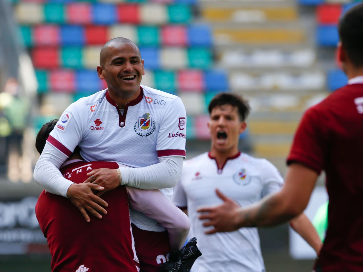 Después de cinco años, Humberto Suazo volvió a marcar un gol en Primera División