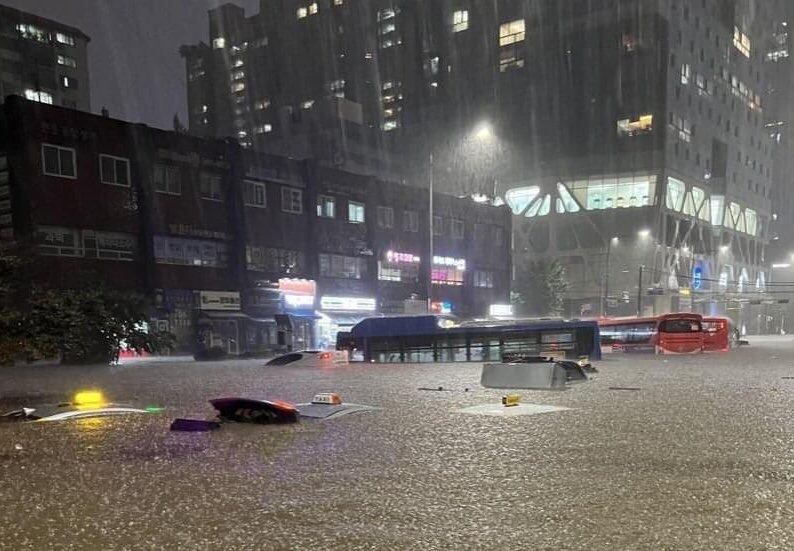Las fuertes lluvias provocaron la inundación de zonas de Seúl
