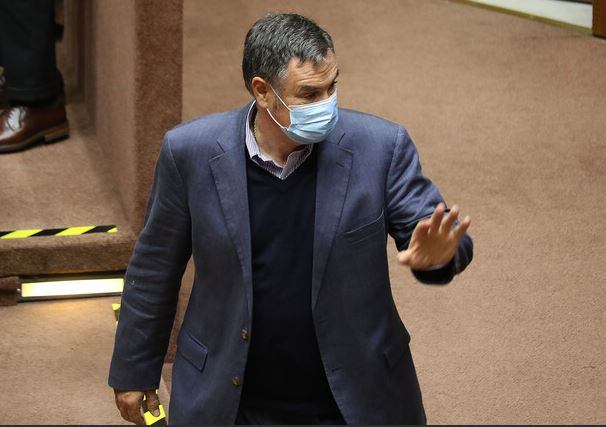 Manuel José Ossandón no pudo votar en las primarias presidenciales