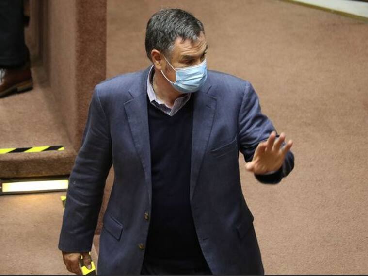 Manuel José Ossandón no pudo votar en las primarias presidenciales