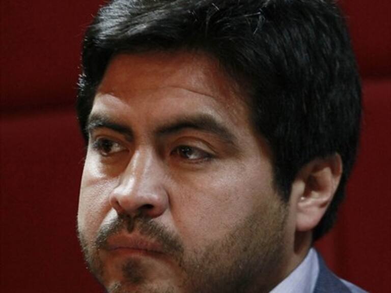 Piden la expulsión de Daniel Melo del PS por violencia intrafamiliar