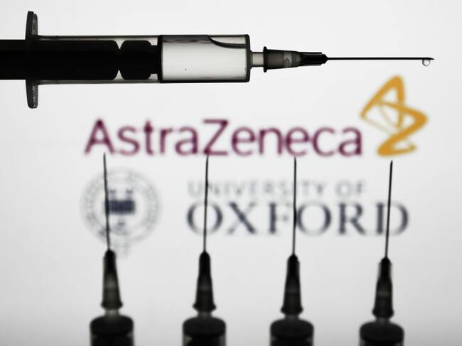 Imagen de la vacuna de Oxford y AstraZeneca