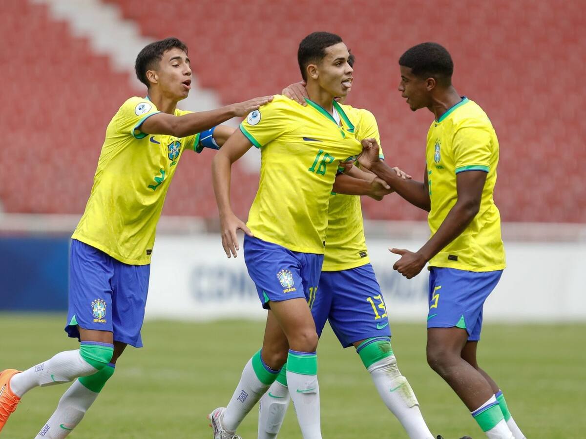 Brasil consigue un ajustado triunfo ante Paraguay y le da una mano a Chile en el Sudamericano Sub 17