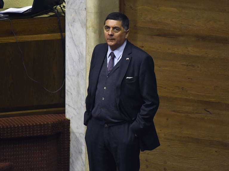 12 de Junio de 2019 / VALPARAISO El subsecretario Claudio Alvarado, durante el Proyecto de ley, iniciado en mensaje, que crea un Sistema de Tratamiento Automatizado
de Infracciones del Tránsito y modifica las leyes N° 18.287 y N° 18.290.
FOTO :PABLO OVALLE ISASMENDI/ AGENCIAUNO