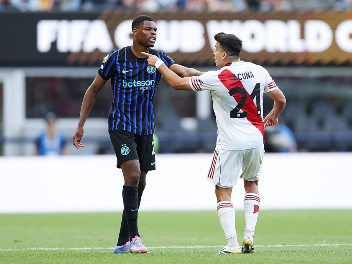 “Te la gané...”: Viralizan polémico gesto de Marcos Acuña contra Denzel Dumfries en el River-Inter