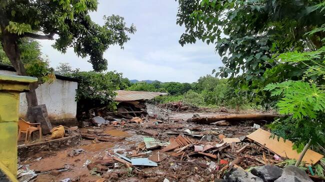 El grave daño a que dejan las lluvias y deslizamientos en Indonesia y Timor Oriental