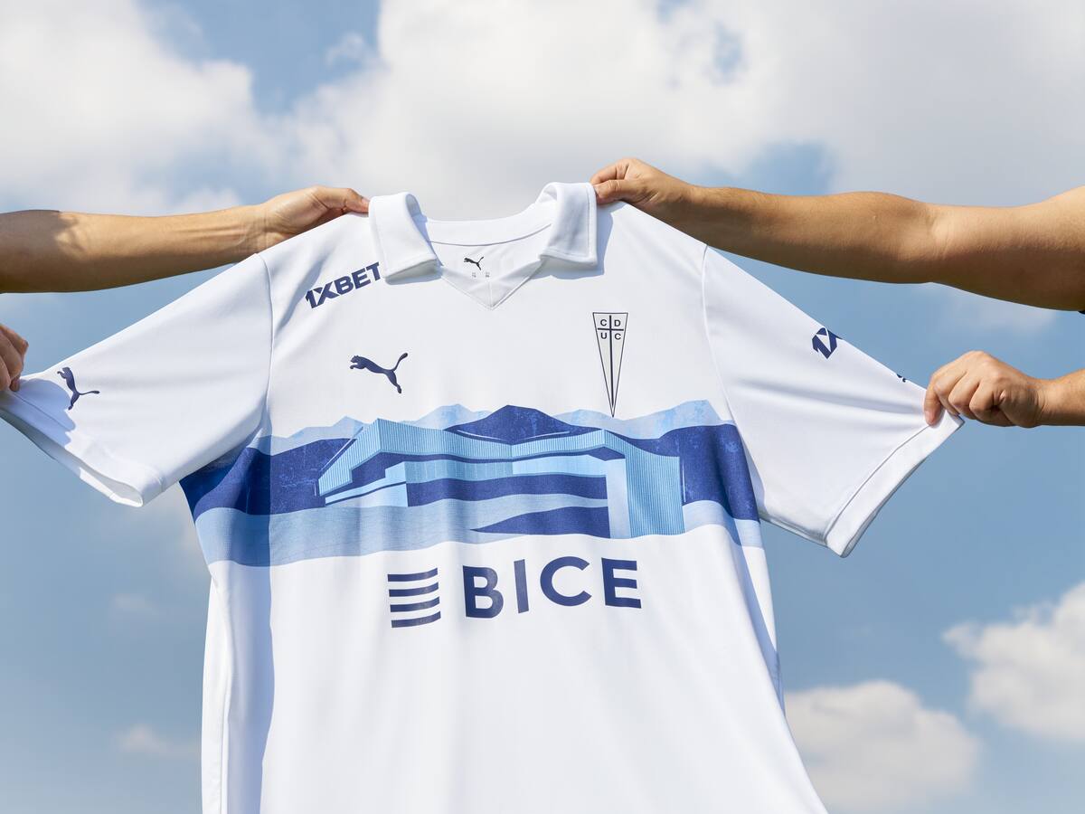 La UC lanza camiseta especial inspirada en el Claro Arena: qué precio tiene y dónde comprarla