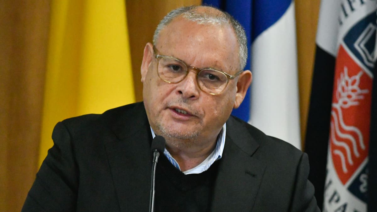“Son $10 mil millones”: Rodrigo Mundaca advierte por eventual recorte al presupuesto del Gore de Valparaíso