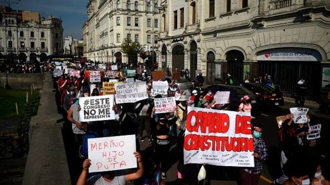 Cinco claves para entender lo que está pasando en Perú