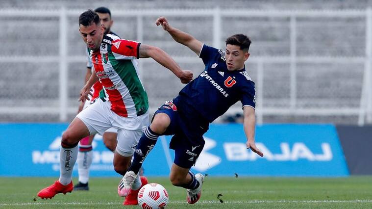 5 de Junio del 2021/SANTIAGOJuan Sanchez Sotelo(i) ,durante el partido valido por la décima fecha del Campeonato Nacional AFP PlanVital 2021, entre Palestino vs Universidad de Chile, disputado en el Estadio Municipal de la Cisterna.
FOTO:FRANCISCO LONGA/AGENCIAUNO