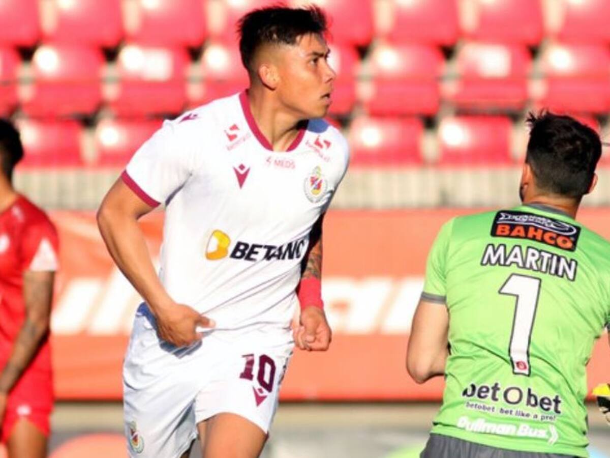 Deportes La Serena sorprendió a Unión La Calera y tomó aire en la lucha por no descender