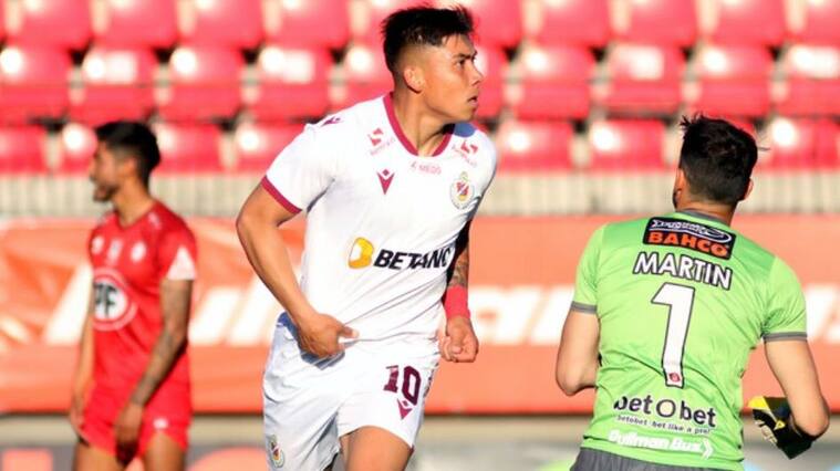 Deportes La Serena sorprendió a Unión La Calera y tomó aire en la lucha por no descender