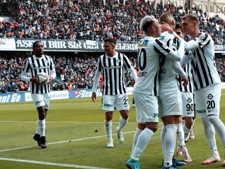 César Pinares y Martín Rodríguez