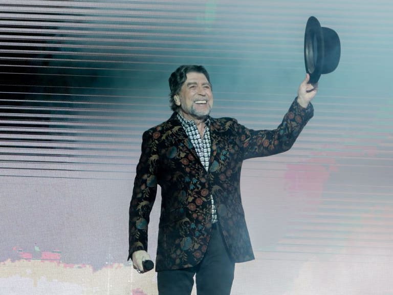 Joaquín Sabina presenta una «evaluación favorable» tras ser operado