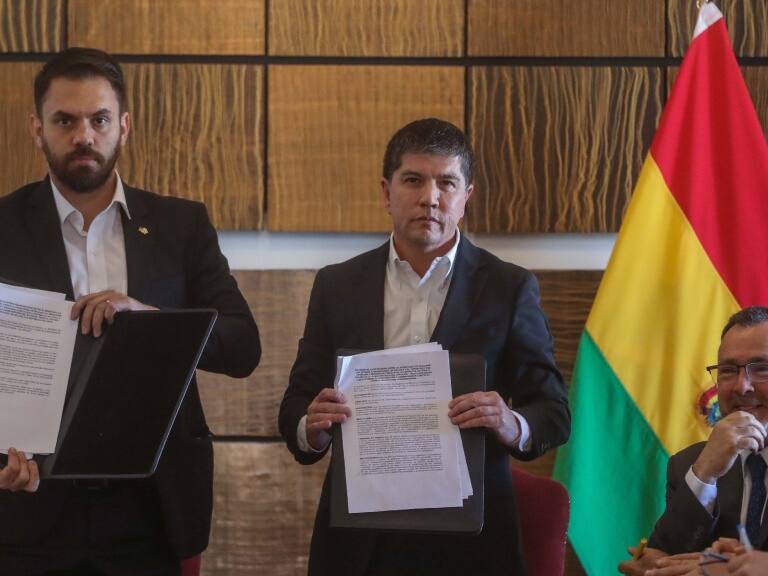 Chile y Bolivia firman acuerdo para fortalecer cooperación en la lucha contra el crimen organizado en la frontera