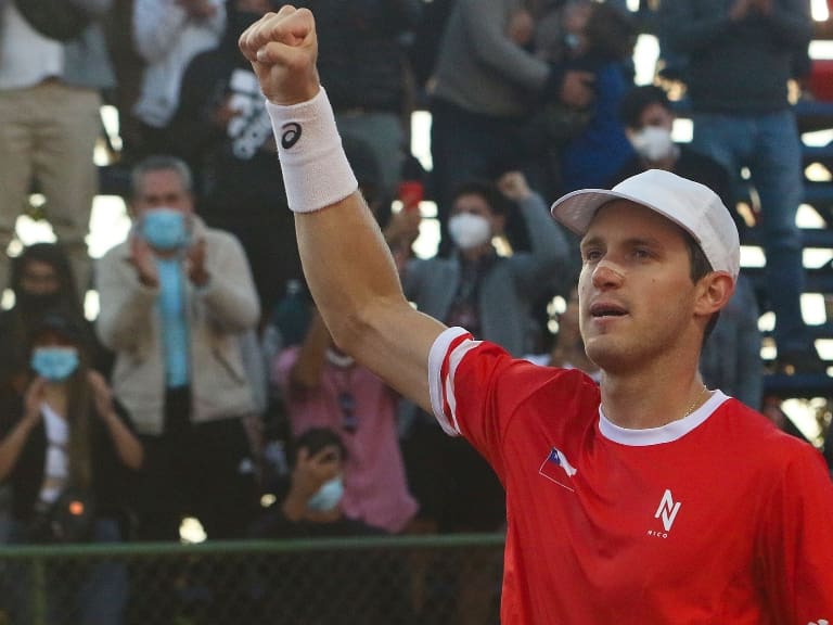 Nicolás Jarry se impuso a Corentin Moutet para entrar entre los 8 mejores del Challenger de Aix-en-Provence
