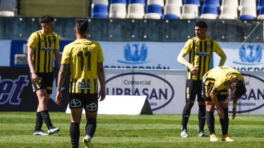 "Pedimos sinceras disculpas": Dirigencia de Fernández Vial lamenta el descenso y le hace una promesa a los hinchas