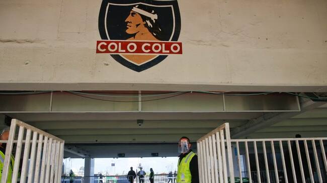 26 de Septiembre del 2020/SANTIAGOEl Ministerio de Salud, a través de la Subsecretaria de la cartera, se comunicó con el presidente de la ANFP, para determinar la suspensión del partido entre Colo Colo y Deportes Antofagasta ,durante el partido valido por la Duodecima fecha del Campeonato Nacional AFP PlanVital 2020, disputado en el Estadio Monumental.
FOTO:FRANCISCO LONGA/AGENCIAUNO