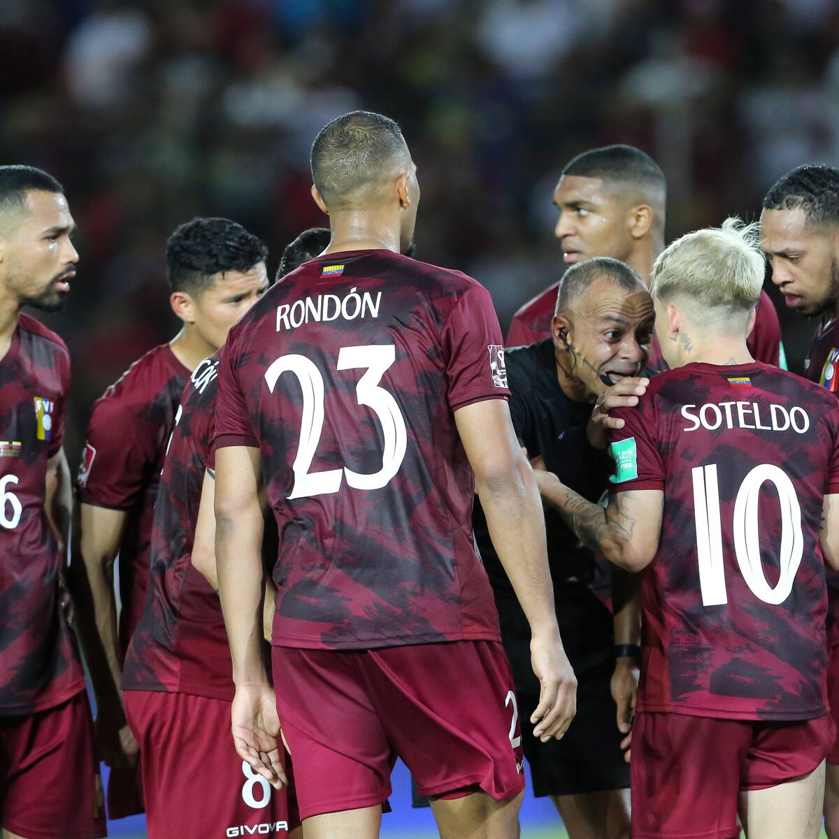 “Hoy no estuvo a disposición, pero estará ante Chile”: Venezuela recupera a una de sus figuras para enfrentar a La Roja