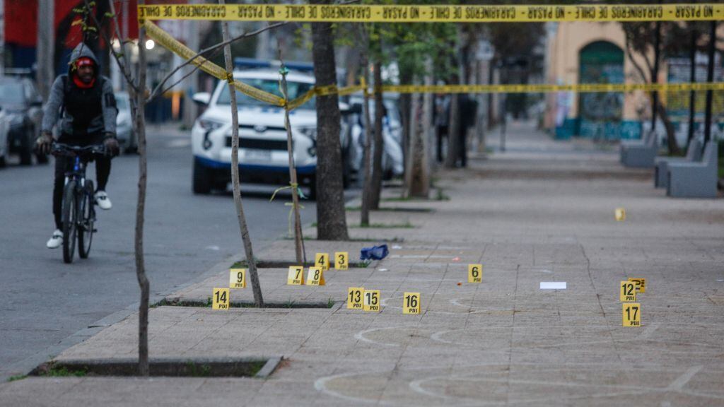 Las evidencias de la balacera en Plaza Bogotá. / Agencia Uno.