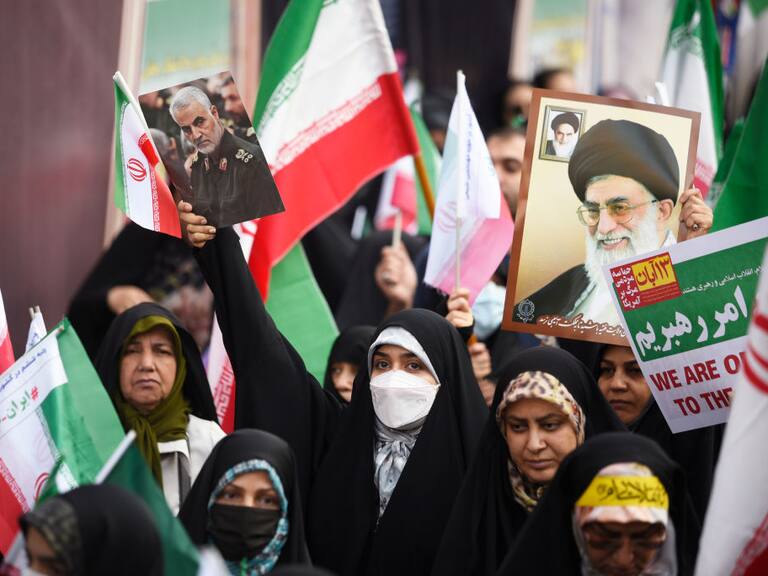 Manifestación por el día contra la arrogancia extranjera en Irán