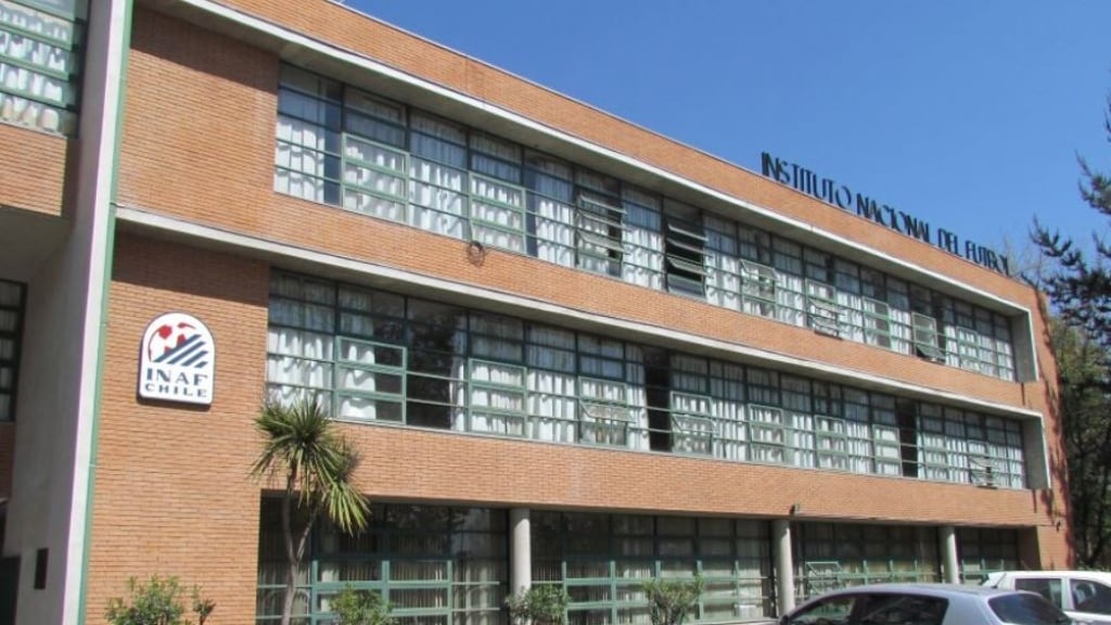 ANFP apuesta por exdirigente del factoring para dirigir el INAF