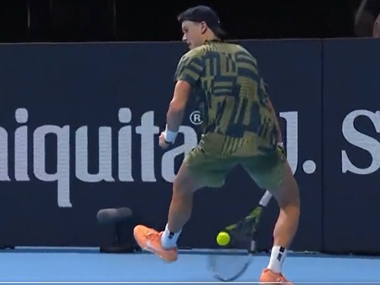 Lo calificaron como el punto del año: Bautista Agut y Holger Rune protagonizaron esta tremenda jugada en el ATP de Basilea