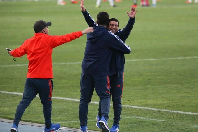 Esteban Valencia: "Habría que ser ciego para no reconocer que Larrivey se ha ido ganando con creces la posibilidad de renovar"