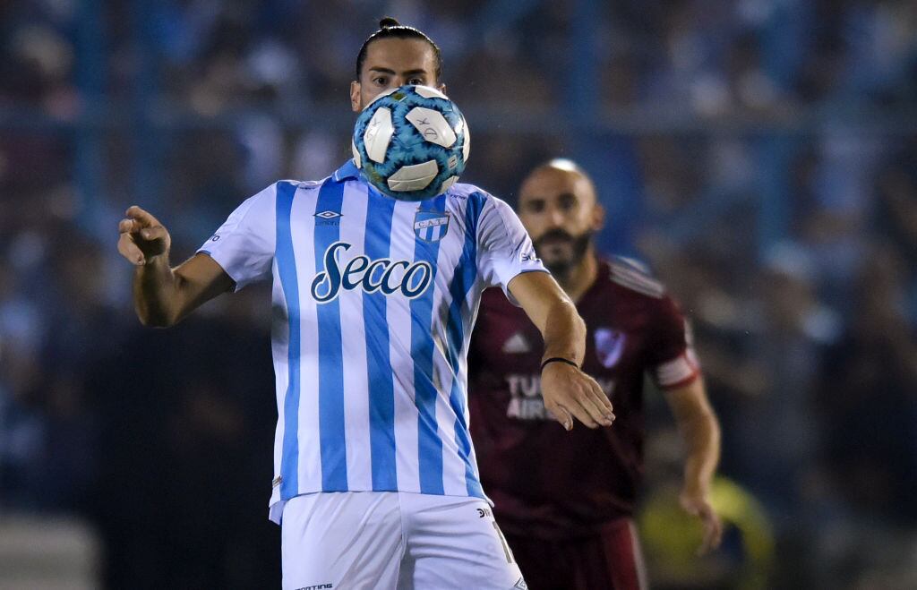 Atlético Tucumán versus River Plate en la Superliga 2019/2020