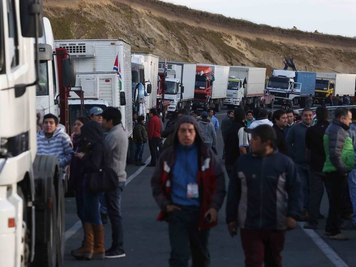 Camioneros bloquearon el puerto de Castro por paciente con coronavirus en crucero