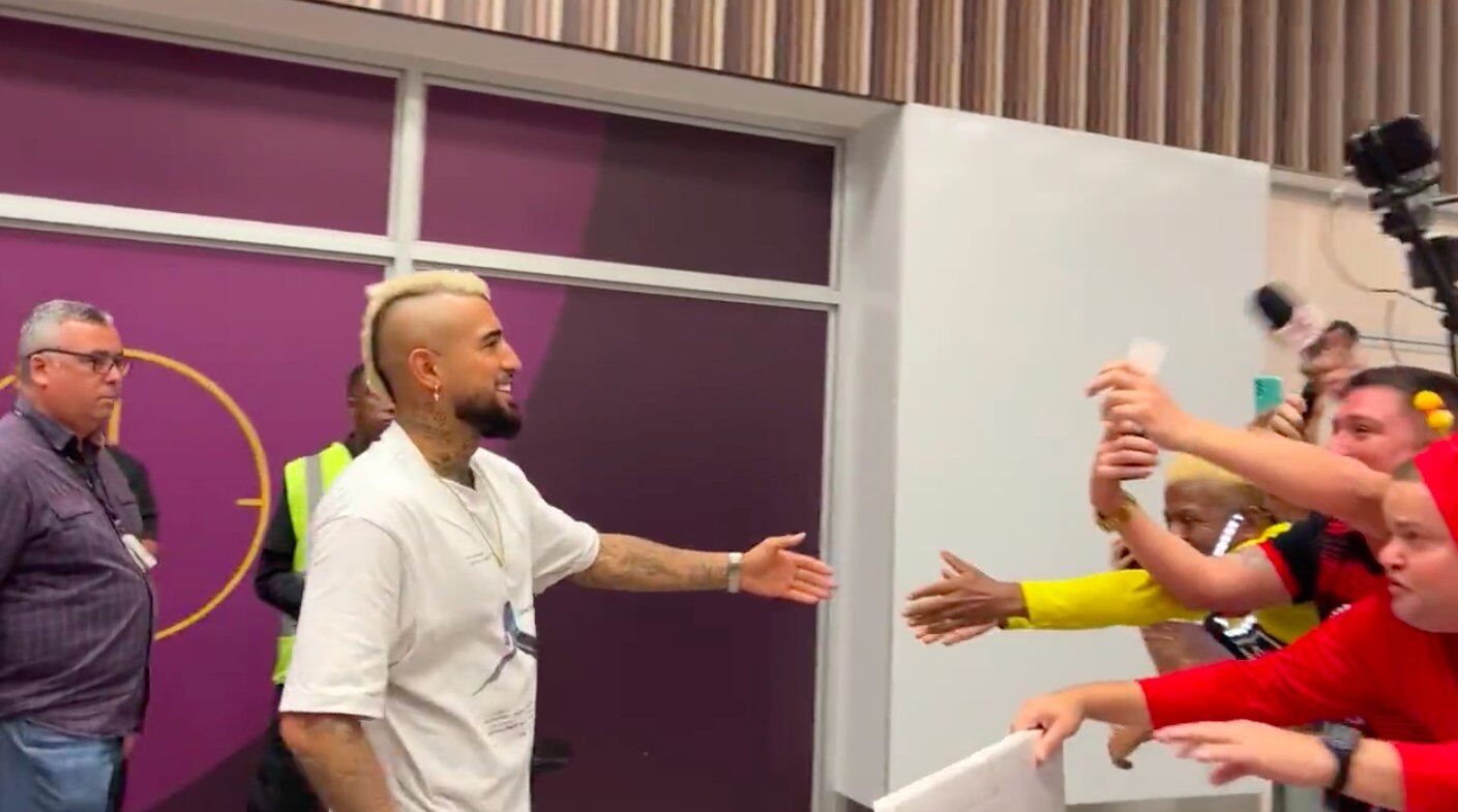 Arturo Vidal aterriza en Río para sellar su llegada a Flamengo