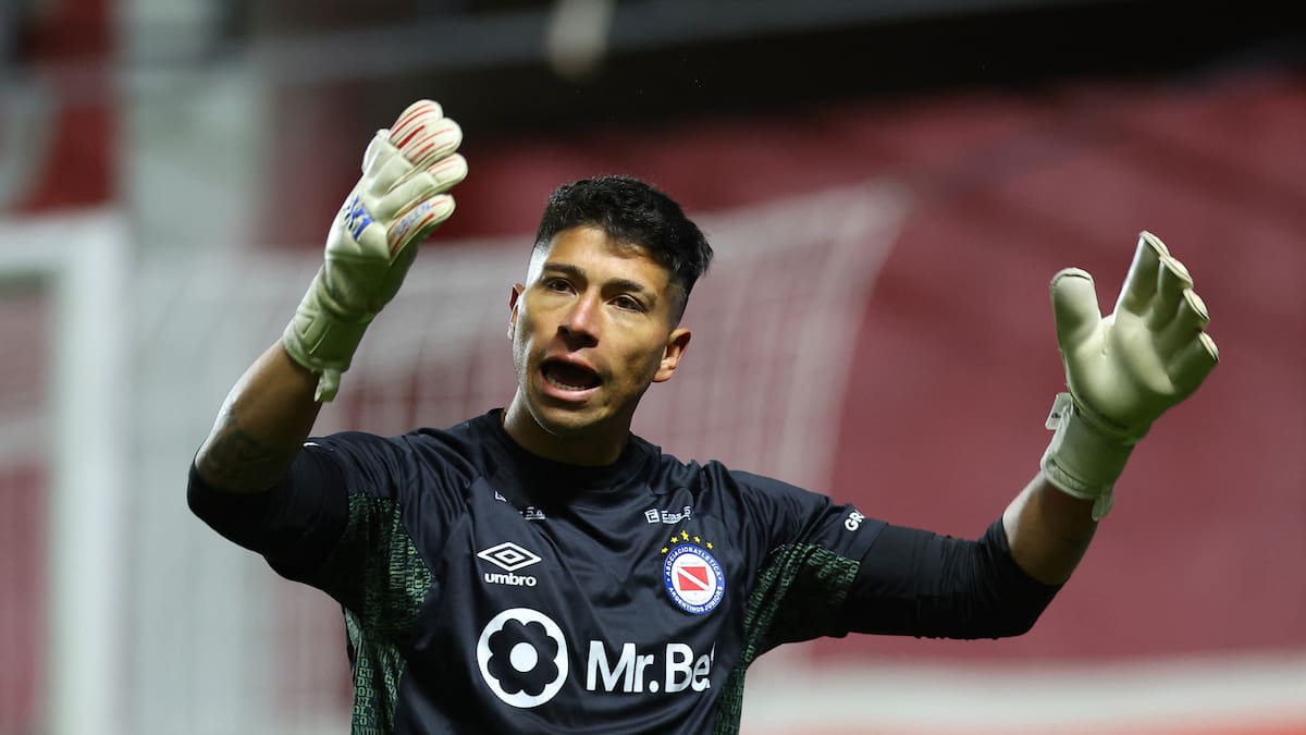 ¿Colo Colo o Argentinos? Brayan Cortés decide dónde quiere jugar en 2027: “Vamos a meter presión”