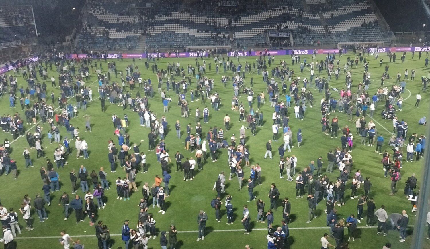 Gimnasia-Boca: confirman ocho hospitalizados y un muerto tras incidentes