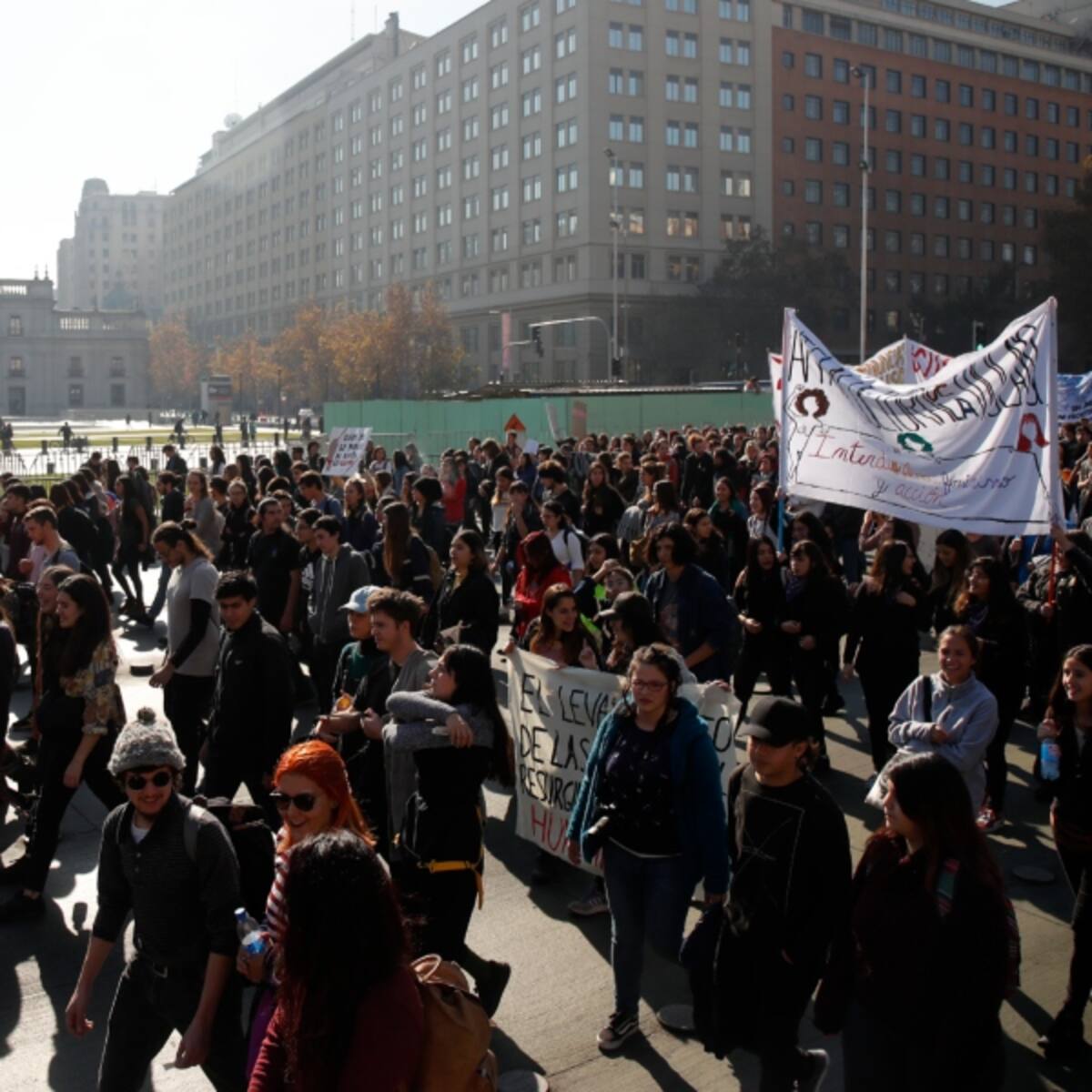 “La educación se defiende en las calles”: Confech anuncia jornada de movilización nacional contra medidas del Gobierno
