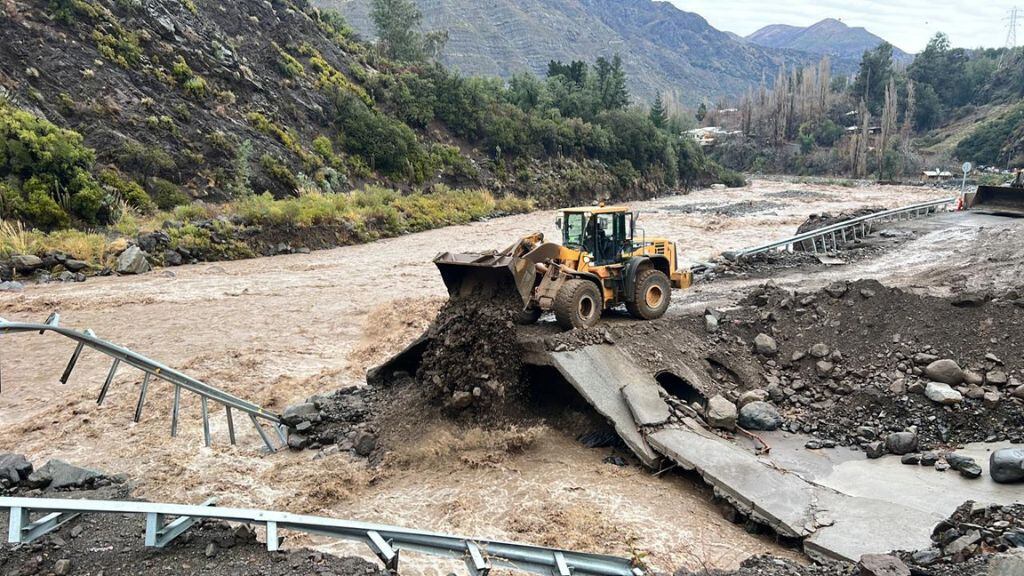 Puente San Alfonso, San José de Maipo, sistema frontal, 1024x576 jpg ok