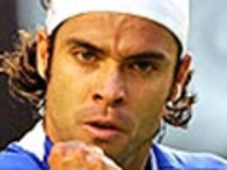 Fernando González escaló cuatro lugares y se ubica 370º en ranking ATP