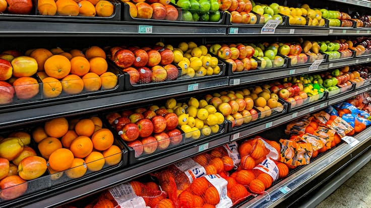 Comer cuesta un 40% más que en 2021: El reflejo de la inflación en las compras mensuales de los hogares