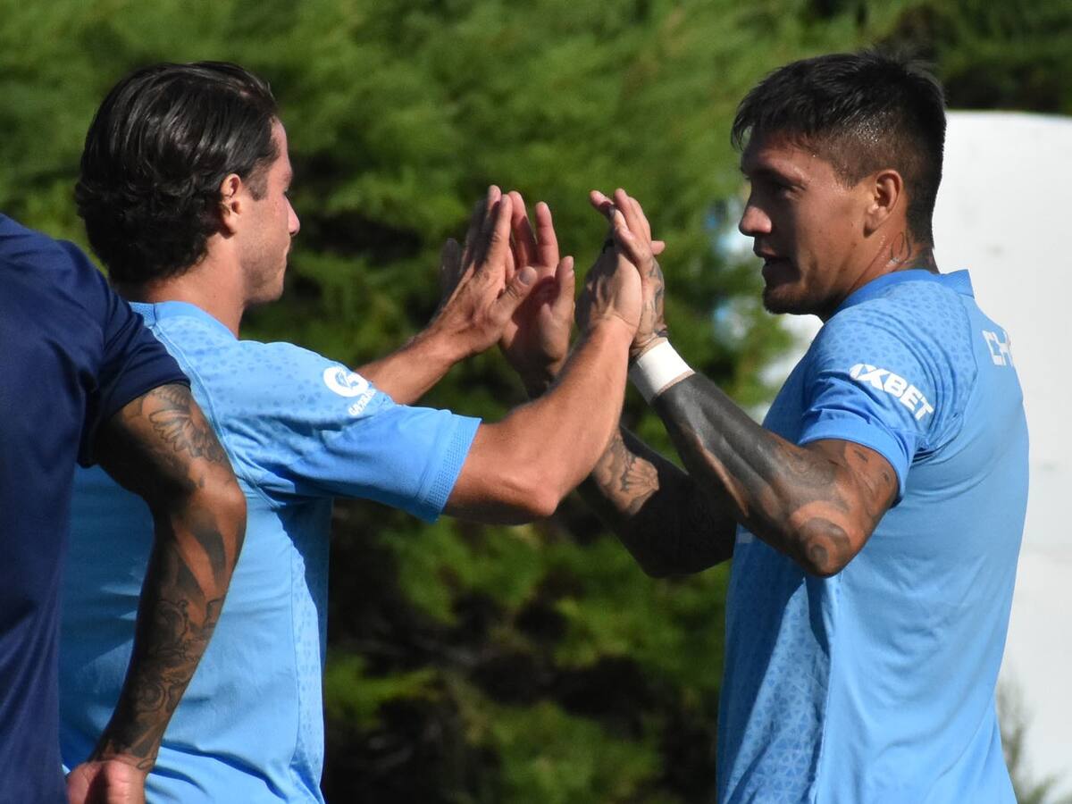 Nicolás Castillo volvió al gol en triunfo de la UC sobre Deportes Melipilla