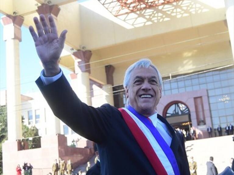 Piñera: «Son los niños los que tienen derecho a ser adoptados y no las personas o parejas a adoptar»