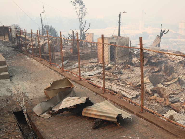 Megaincendios y salud: estudio detecta aumento de consultas respiratorias tras catástrofe en Valparaíso