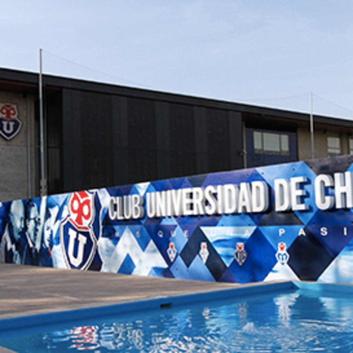 Impacto en la U: PDI irrumpe en el CDA tras allanamiento al domicilio de Michael Clark