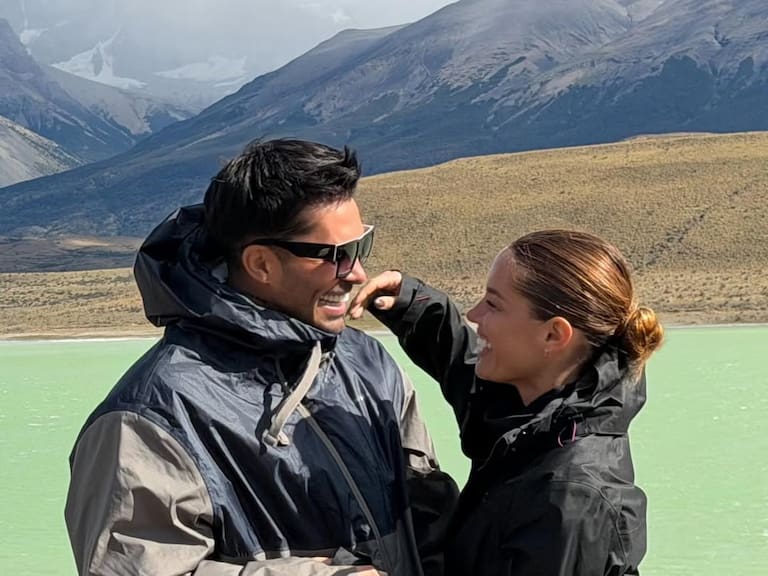 Ayer confirmaron su romance y hoy comparten en Torres del Paine: Luis Jiménez subió romántica sesión de fotos junto a Gala Caldirola
