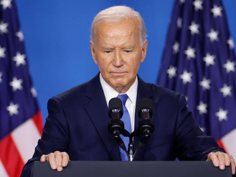 El mandatario estadounidense Joe Biden ante la prensa en la cumbre de la OTAN desarrollada en la ciudad de Washington en EEUU.